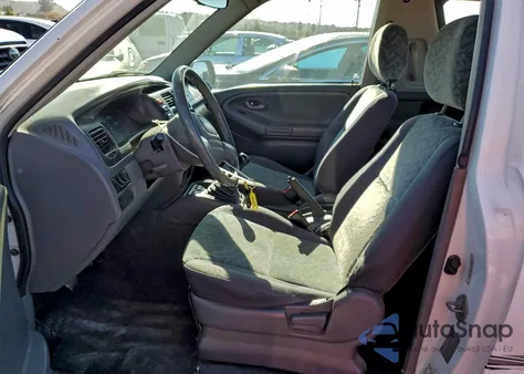 2001 Suzuki Vitara Jls z USA, uszkodzony, nr VIN 2S3TC52C416100539